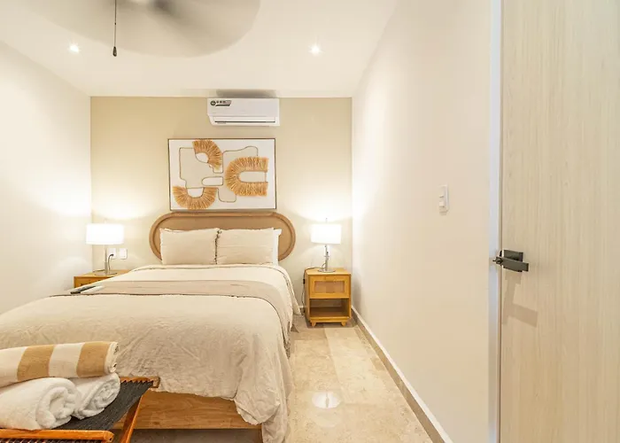 1 Bd With Balcony Gym Pool View * Tulum
