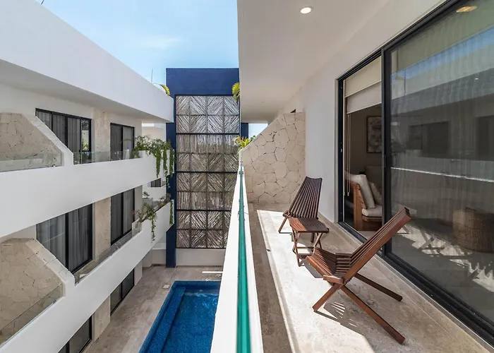 1 Bd With Balcony Gym Pool View * Tulum
