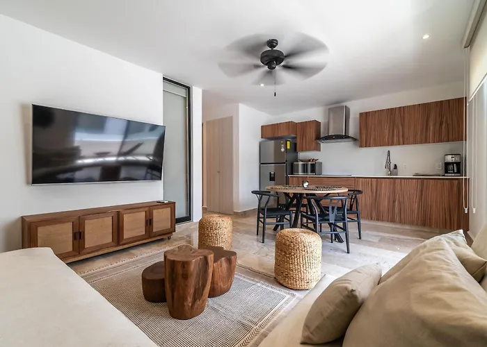 1 Bd With Balcony Gym Pool View Tulum