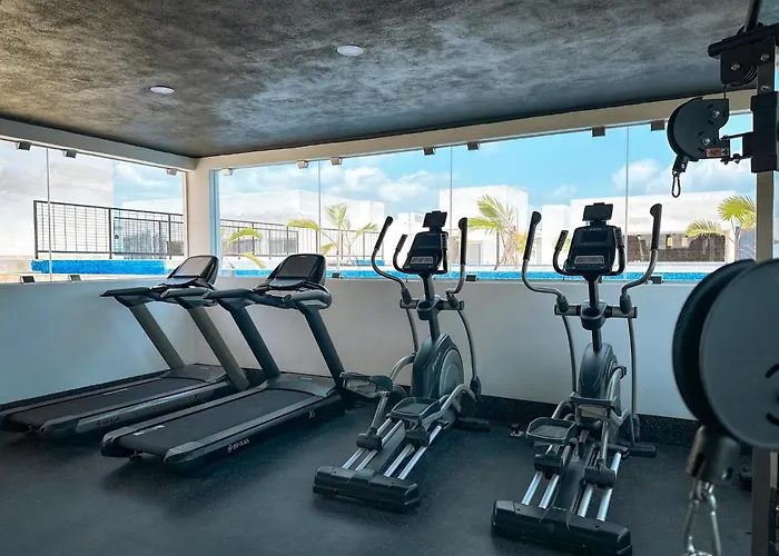 1 Bd With Balcony Gym Pool View * Tulum
